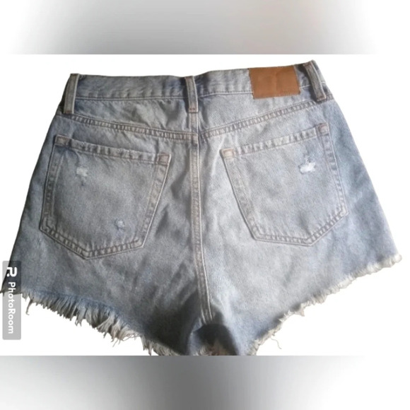 Aeropostale Low Rise Light Wash Textured Chevron Boyfriend Shorts Size 0 - Picture 4 of 7